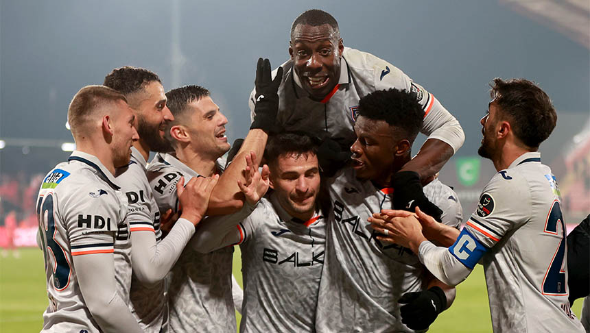 Başakşehir Galibiyetle Döndü