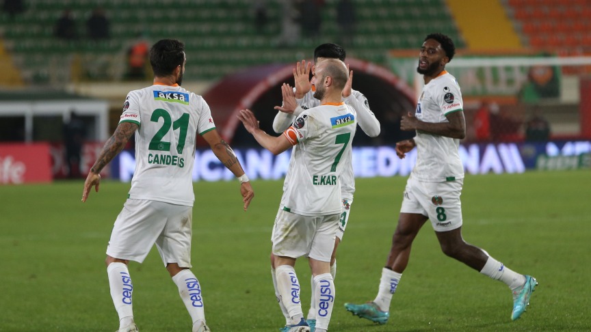 Alanyaspor Seneyi 3 Puanla Kapattı