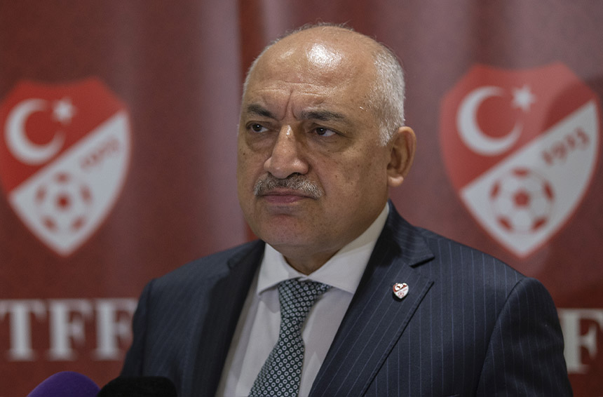 Mehmet Büyükekşi: 