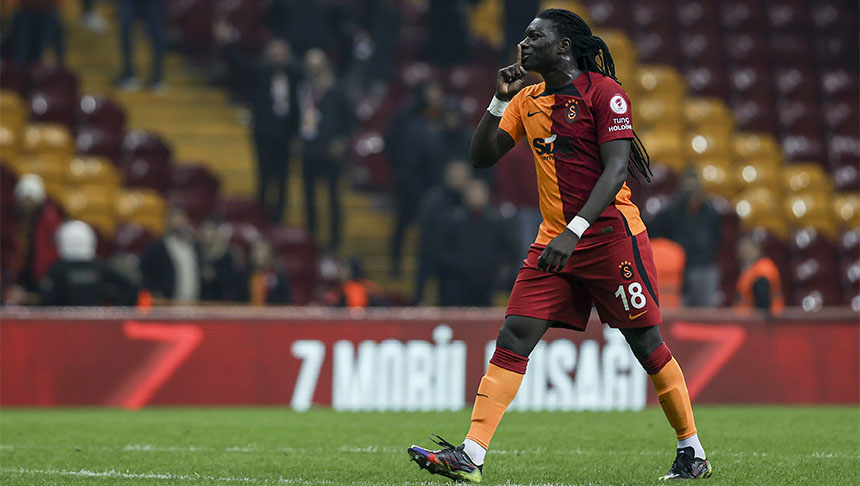 Galatasaray Gomis İle Turladı