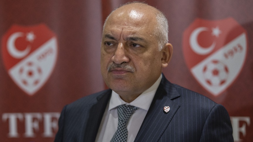 Mehmet Büyükekşi: 
